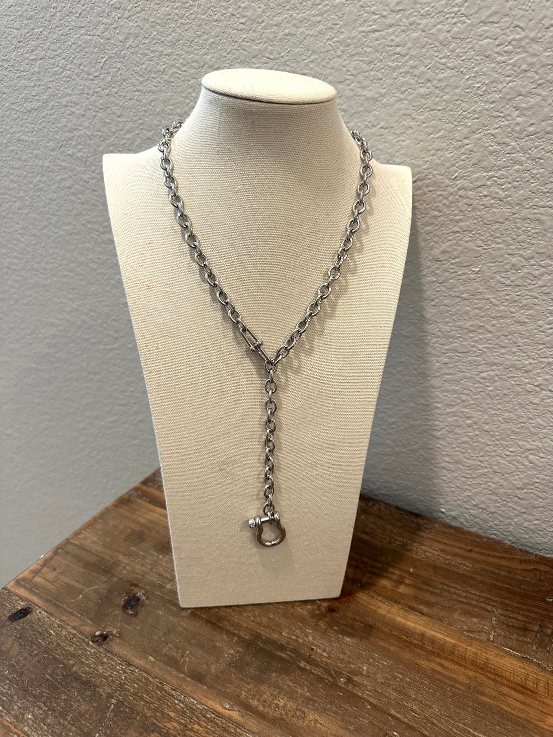 Y Horseshoe Necklace